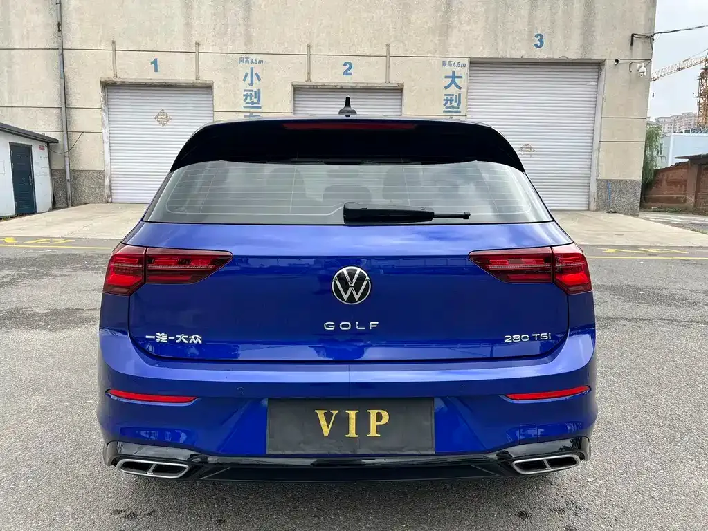 Volkswagen Golf — фото 7