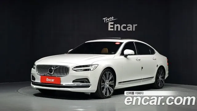 Volvo S90 — фото 1