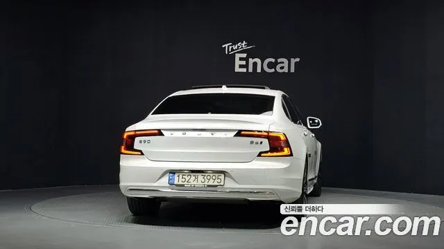Volvo S90 — фото 2
