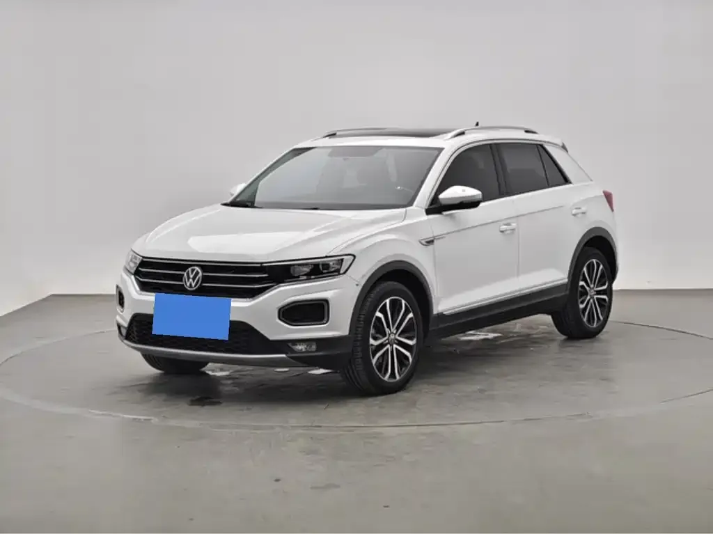 Volkswagen T-Roc — фото 1