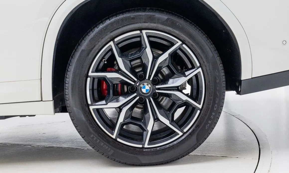 BMW X4 — фото 10