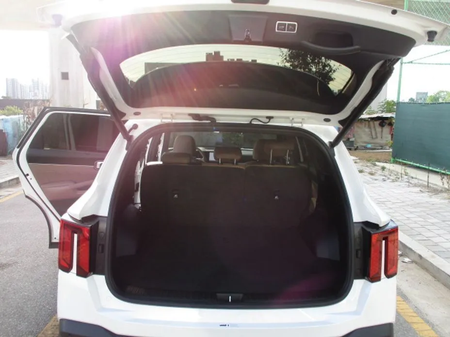 Kia Sorento — фото 5