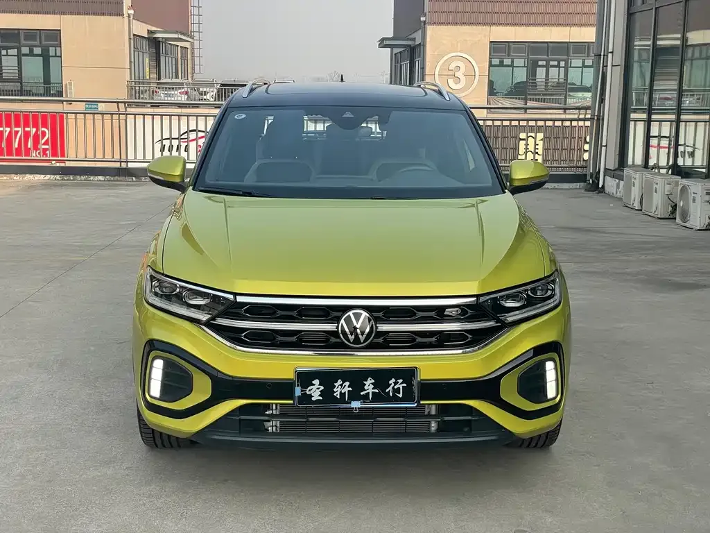 Volkswagen T-Roc — фото 2