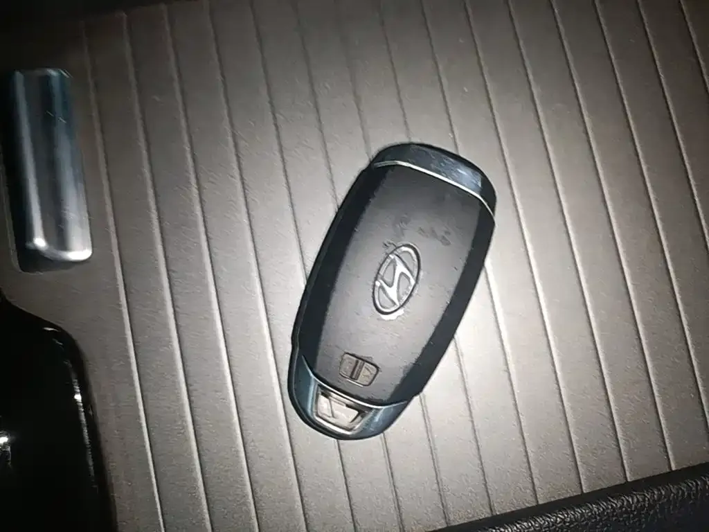 Hyundai Sonata — фото 9
