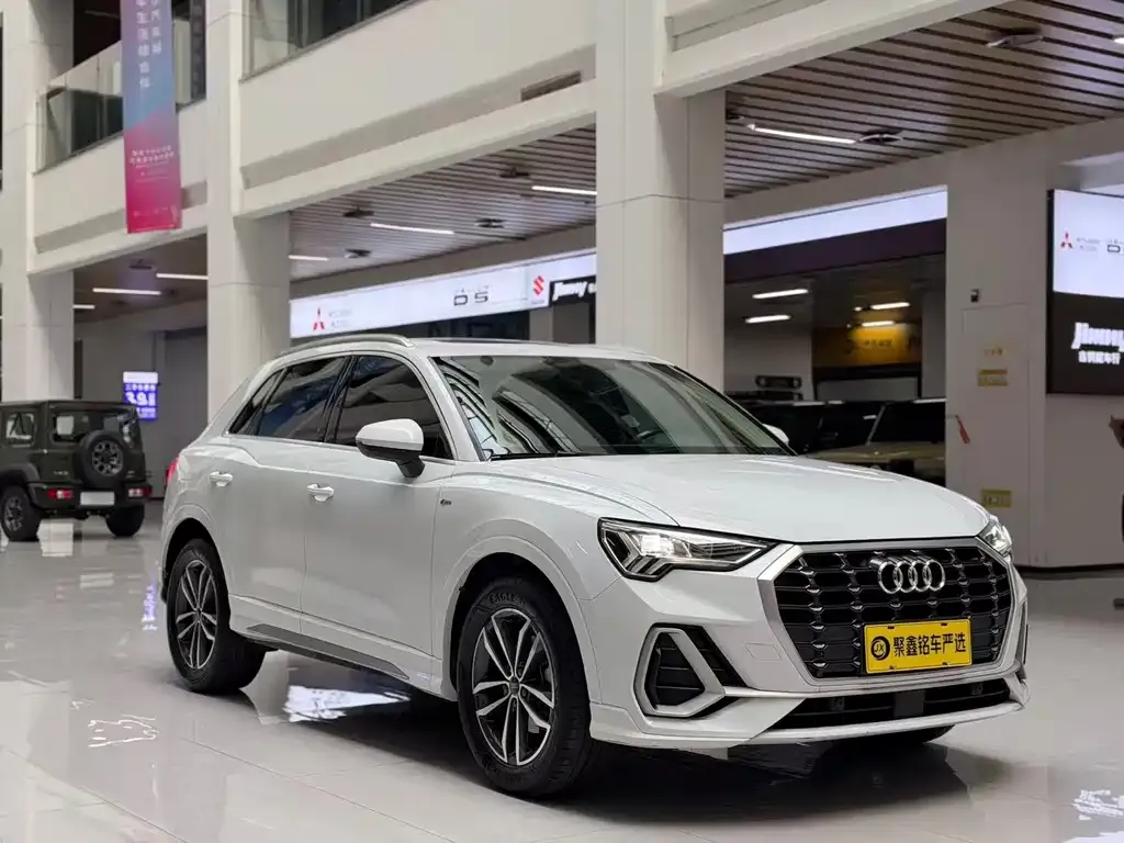Audi Q3 — фото 6