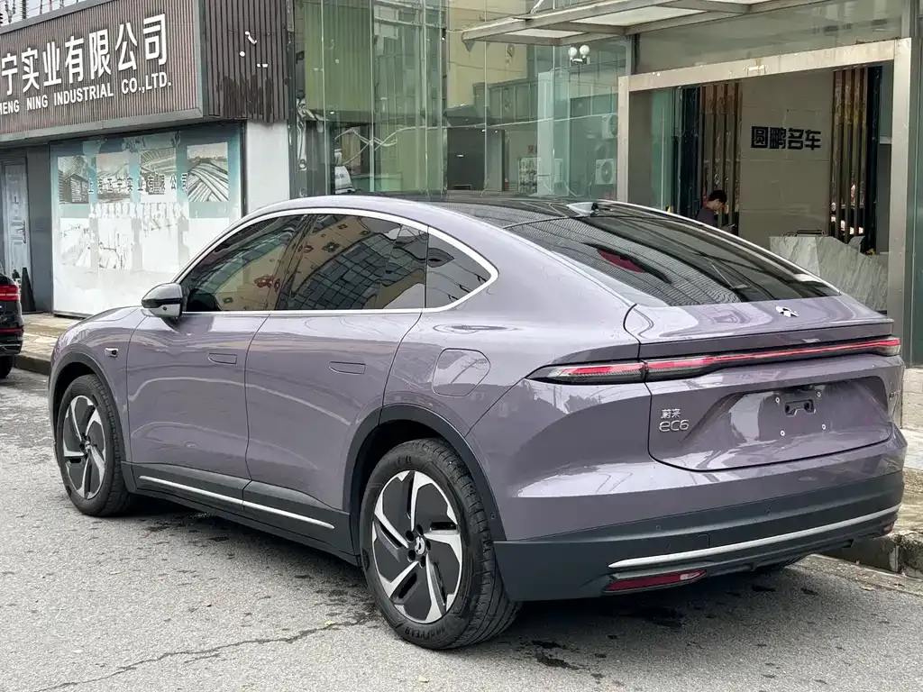 NIO EC6 — фото 8