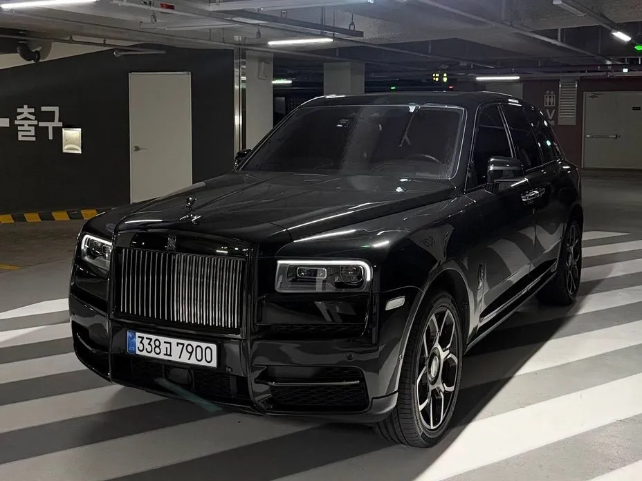 Rolls-Royce Cullinan — фото 1