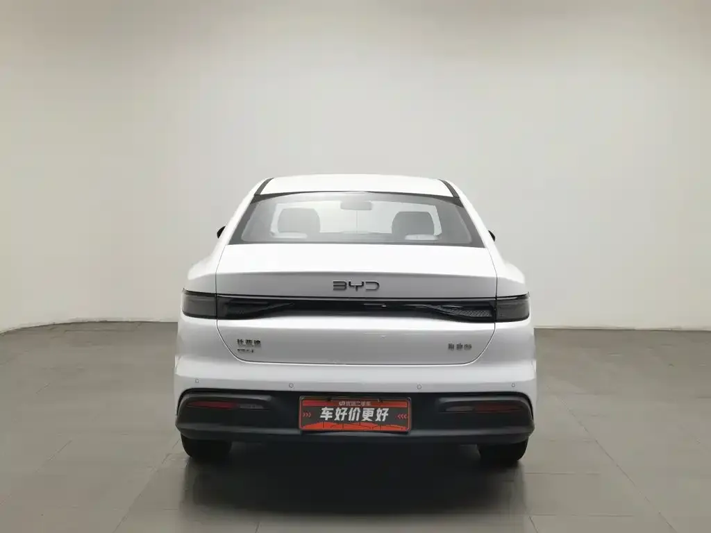 BYD Seal 05 DM-i — фото 4