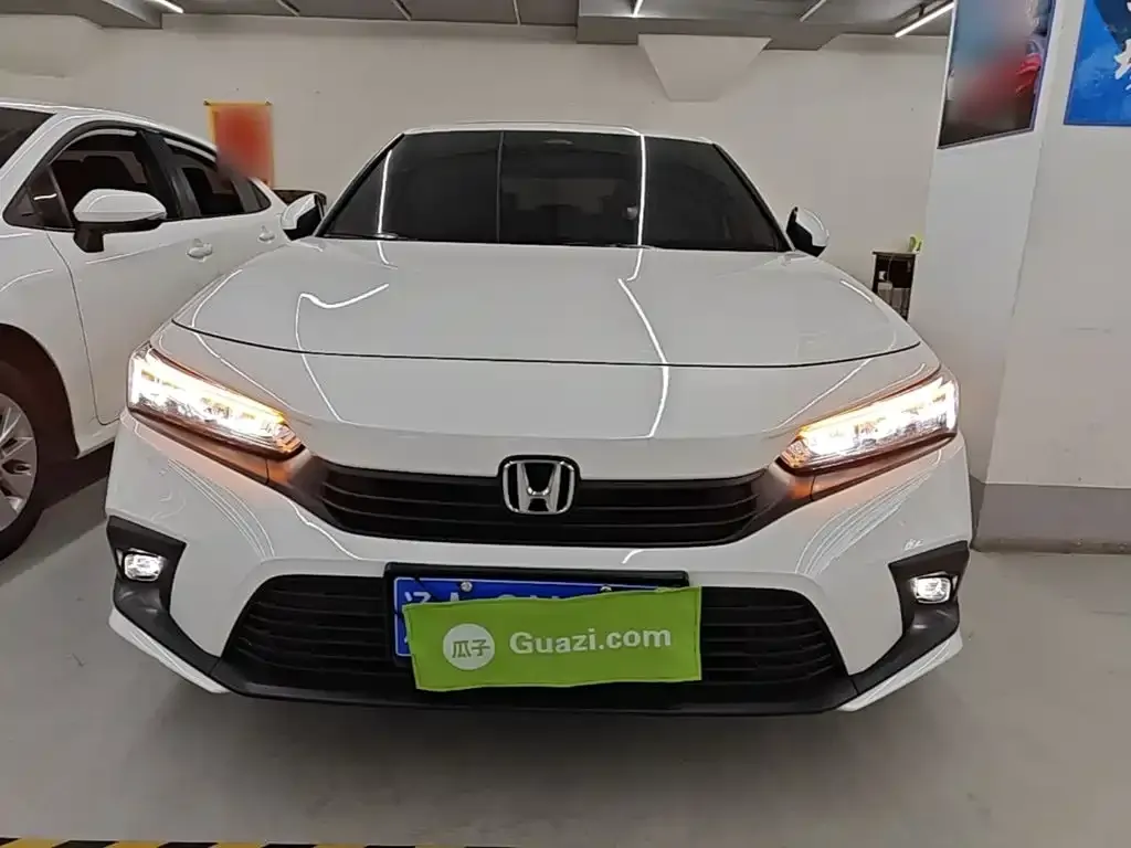 Honda Civic — фото 10