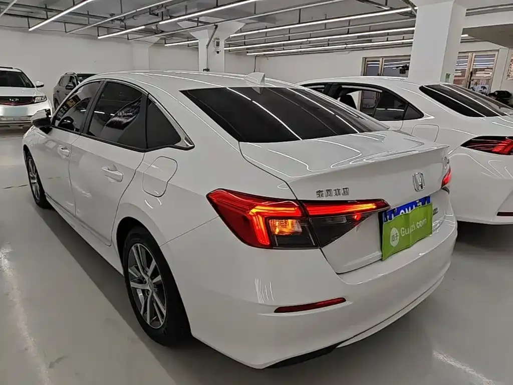 Honda Civic — фото 4