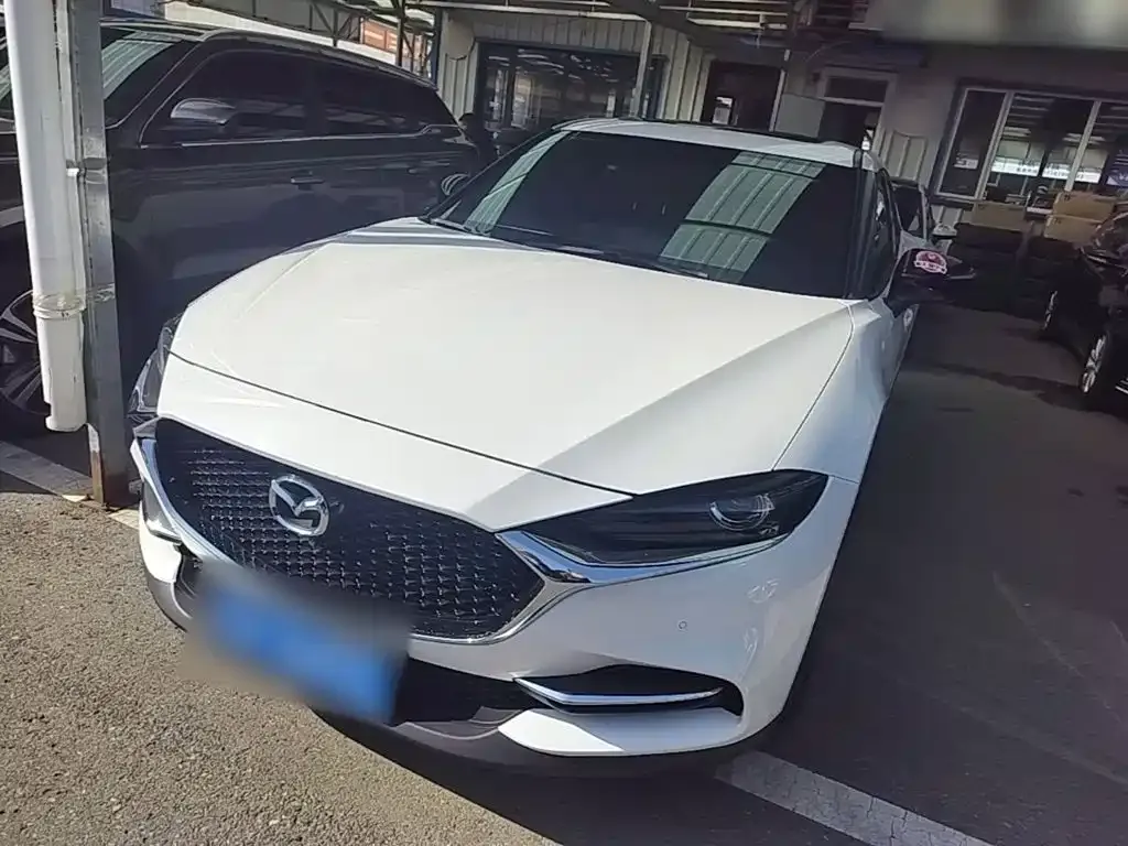 Mazda CX-4 — фото 1