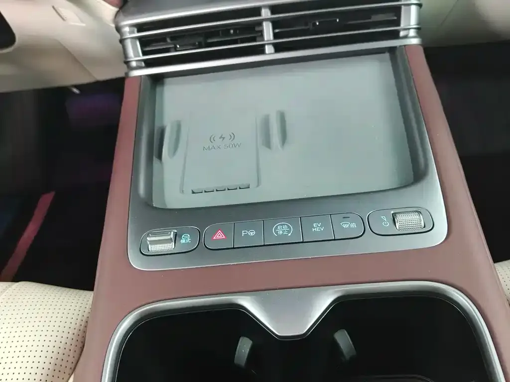 BYD Seal 07 DM-i — фото 7