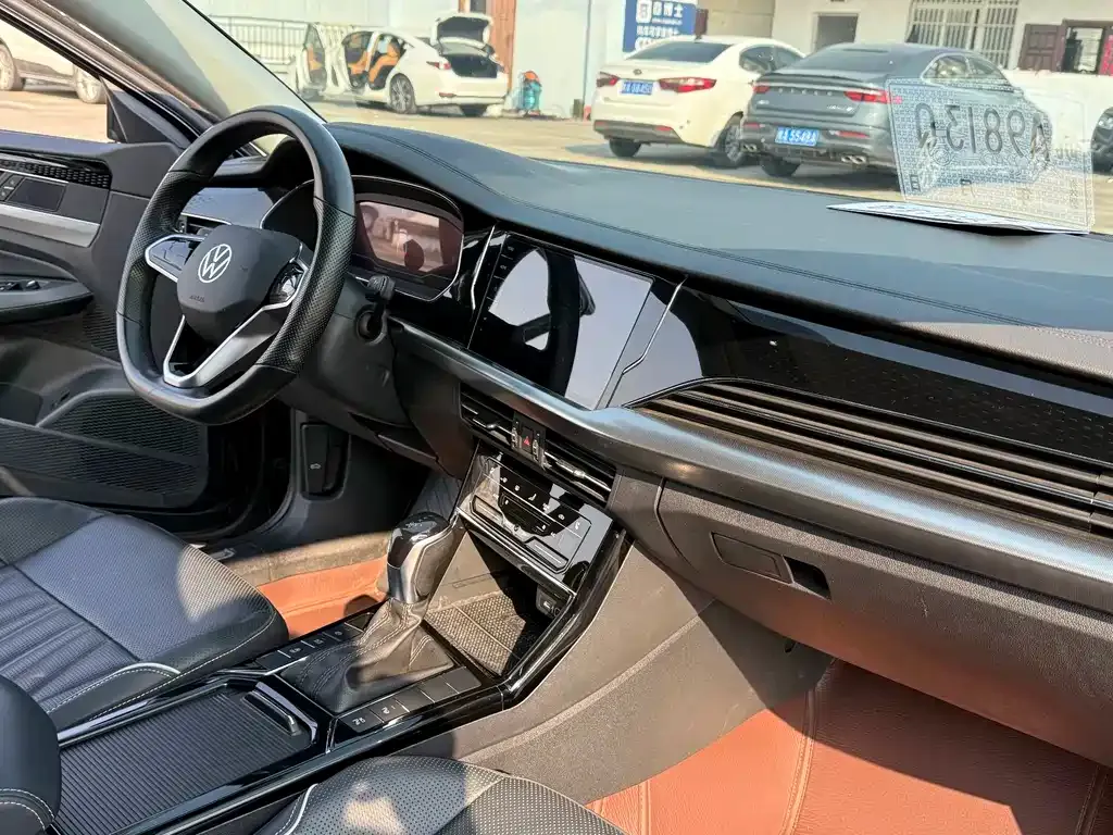 Volkswagen Passat — фото 6