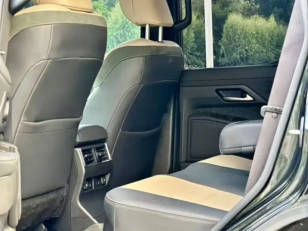 Lexus GX — фото 9