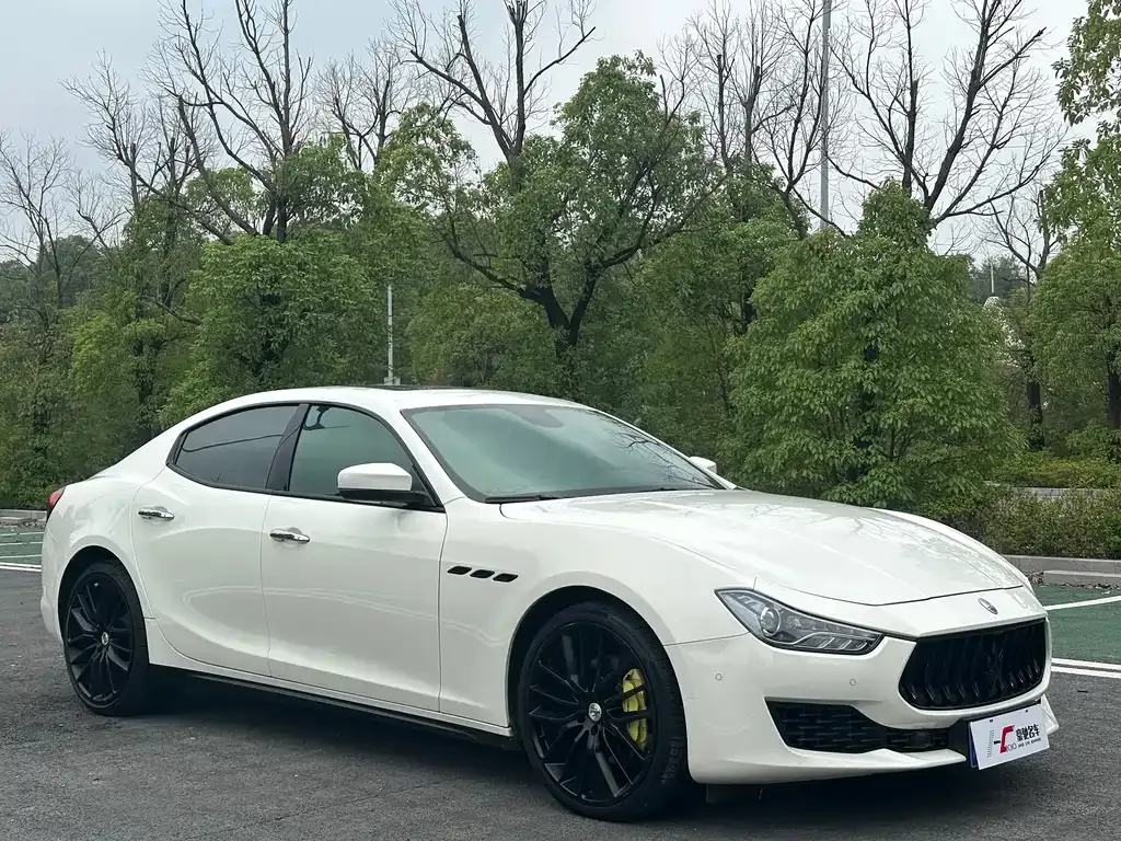 Maserati Ghibli — фото 8