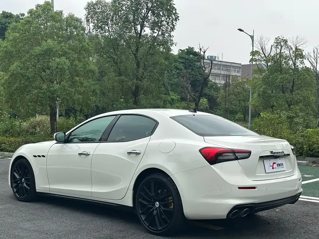 Maserati Ghibli — фото 4