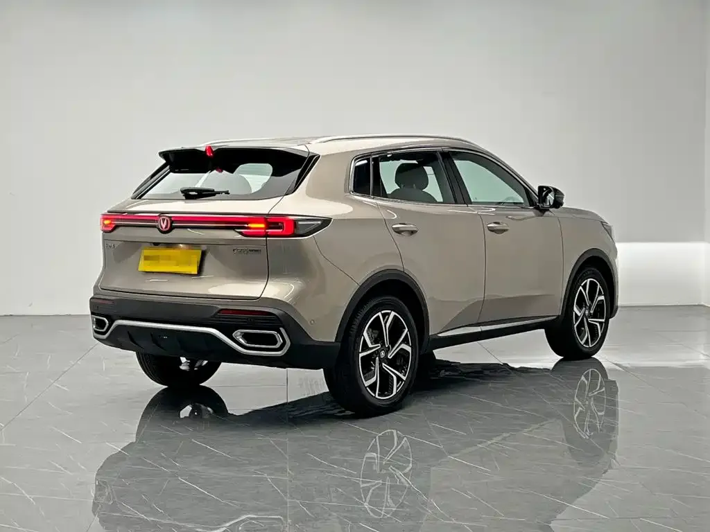 Changan CS55PLUS — фото 10