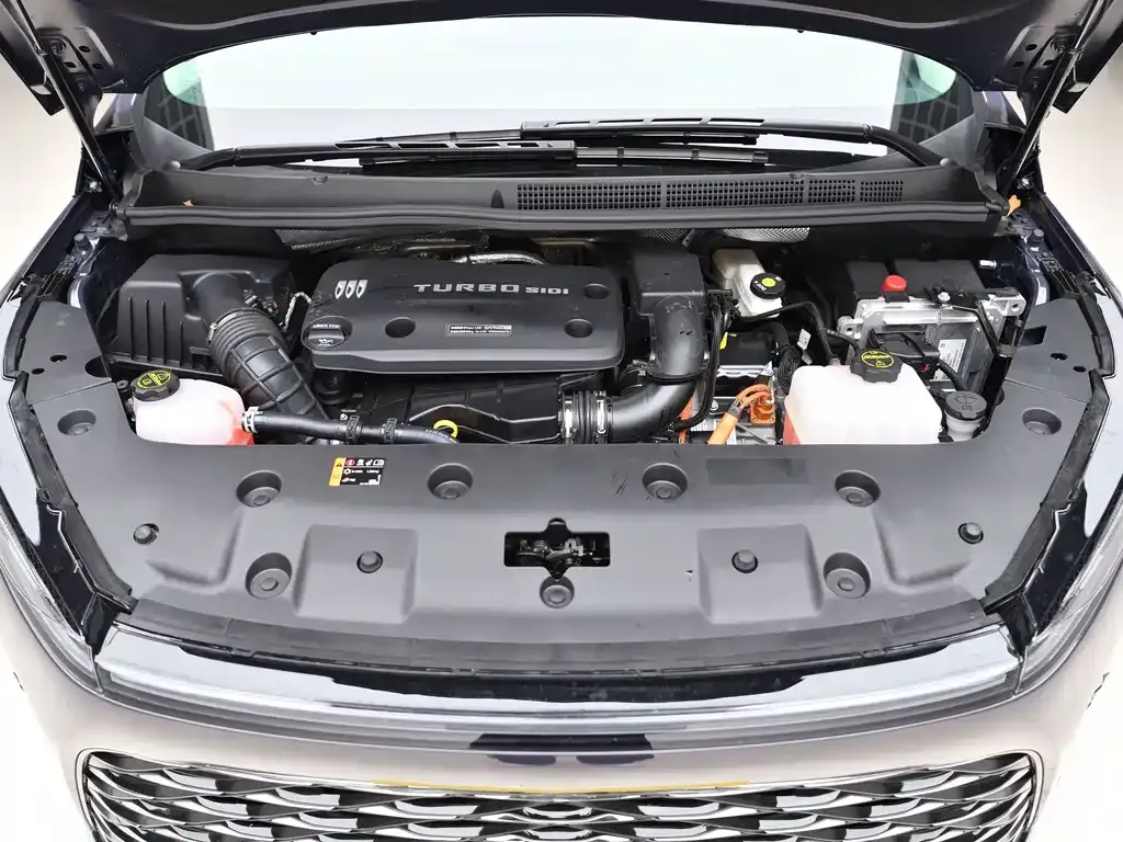 Buick GL8 Hybrid — фото 10