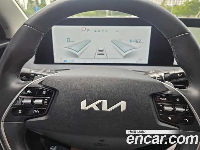 Kia EV6 — фото 10