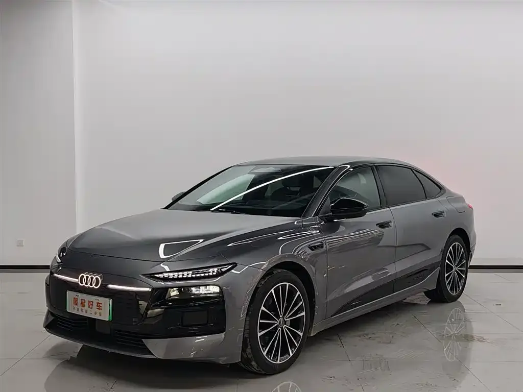 Audi A6L e-tron — фото 1