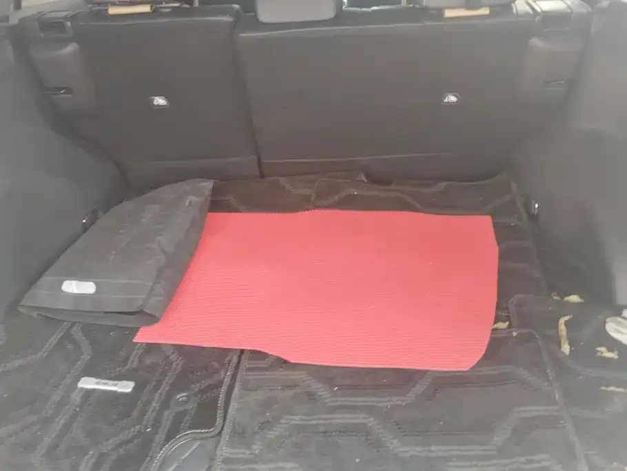 Toyota RAV4 — фото 6