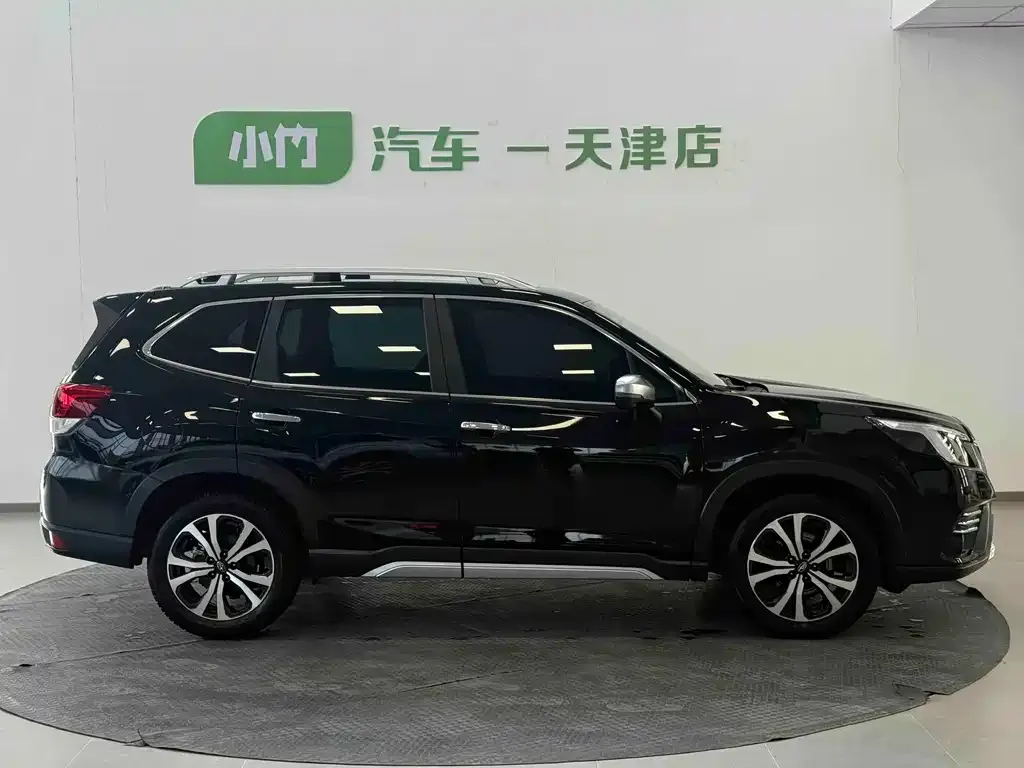 Subaru Forester — фото 3