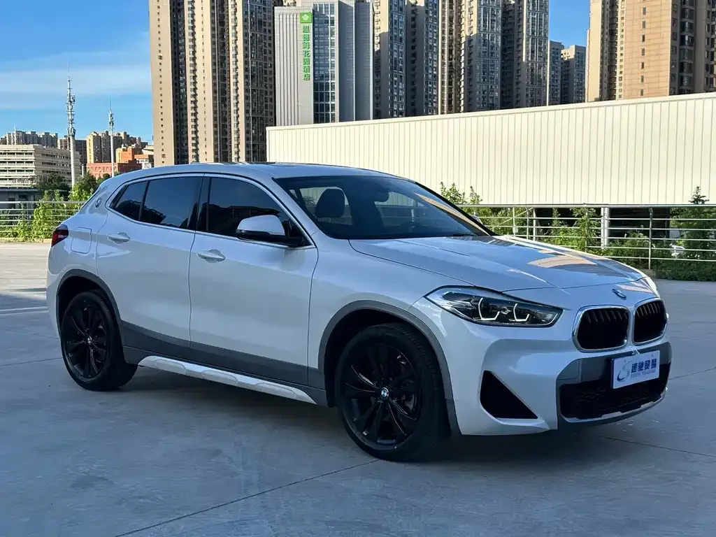 BMW X2 — фото 9