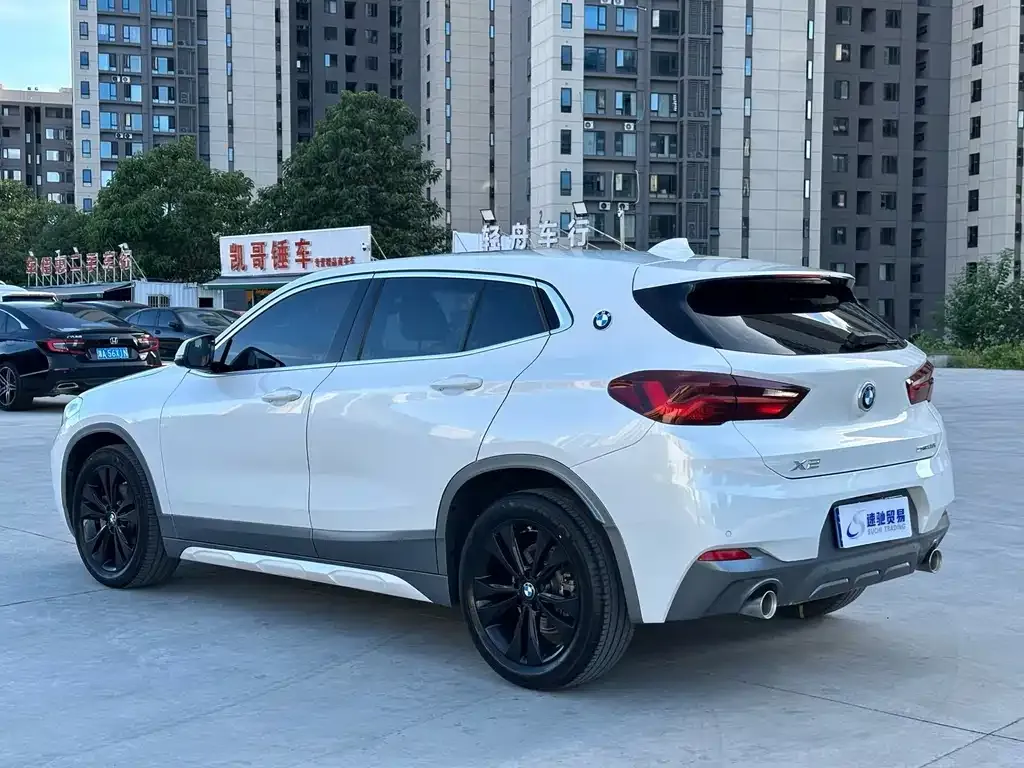 BMW X2 — фото 8