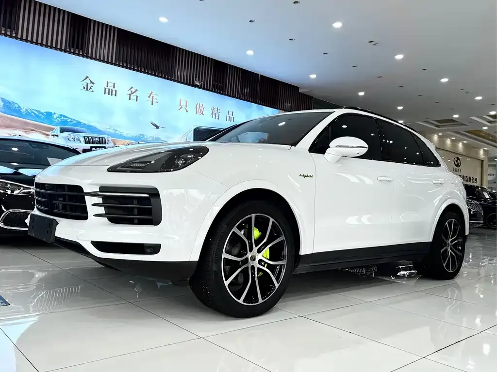 Porsche Cayenne Hybrid — фото 3