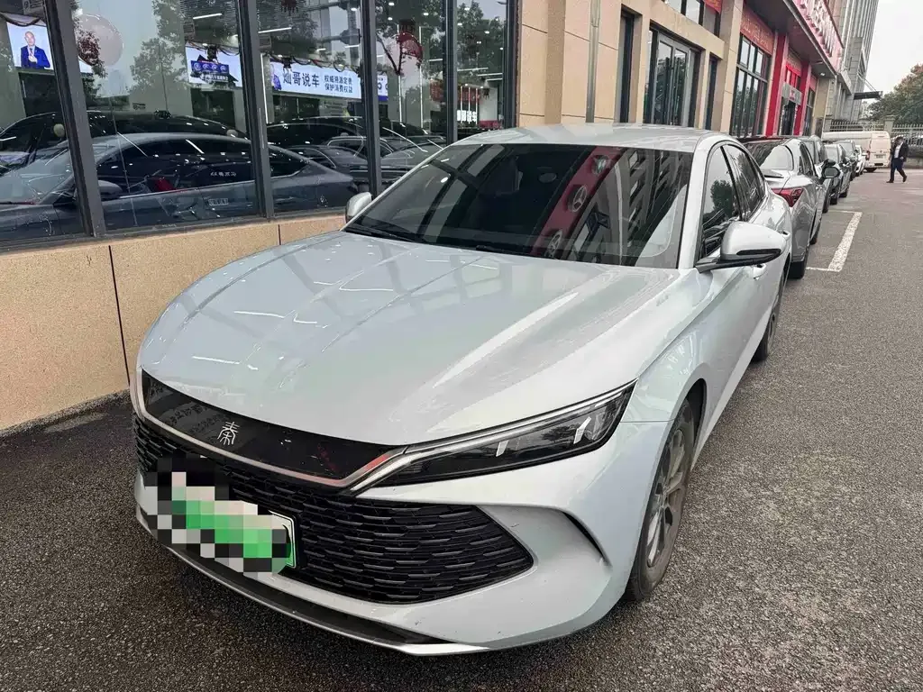 BYD Qin L — фото 1