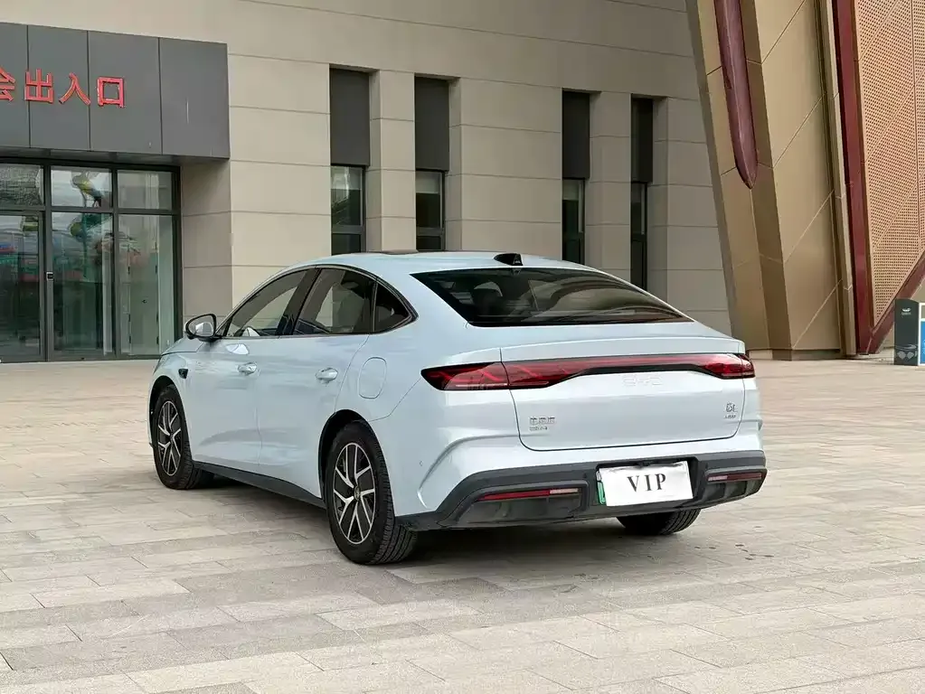 BYD Qin L — фото 7
