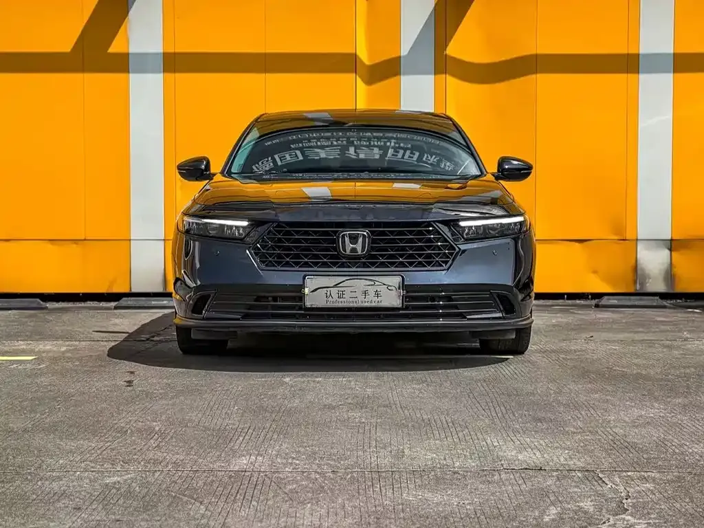 Honda Accord — фото 6