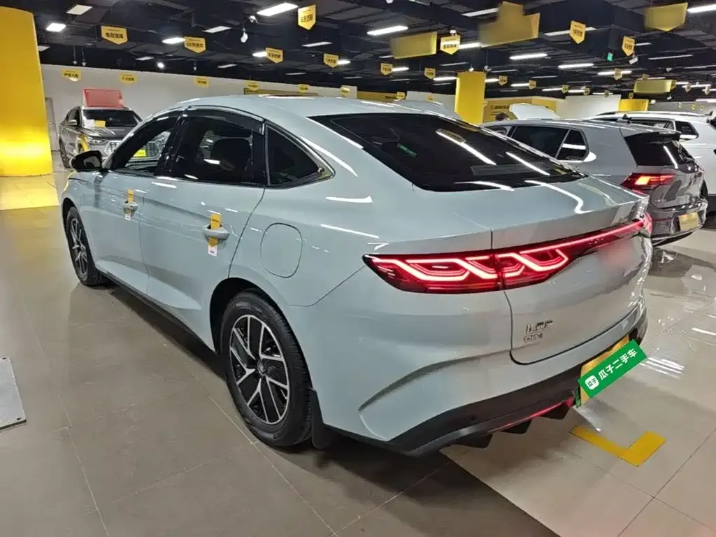 BYD Qin L — фото 4