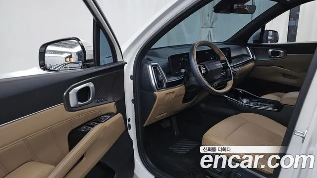 Kia Sorento — фото 8
