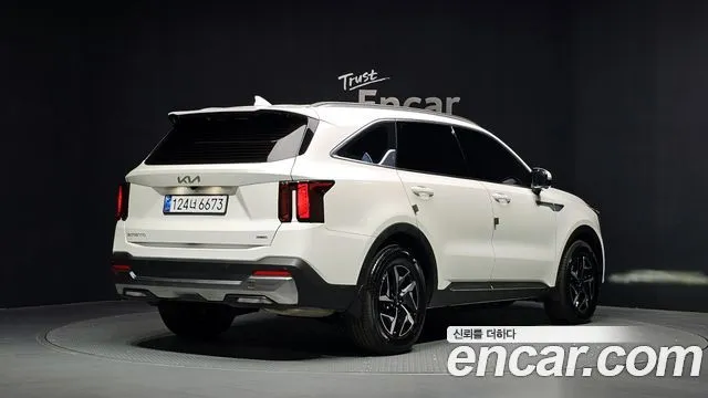 Kia Sorento — фото 3