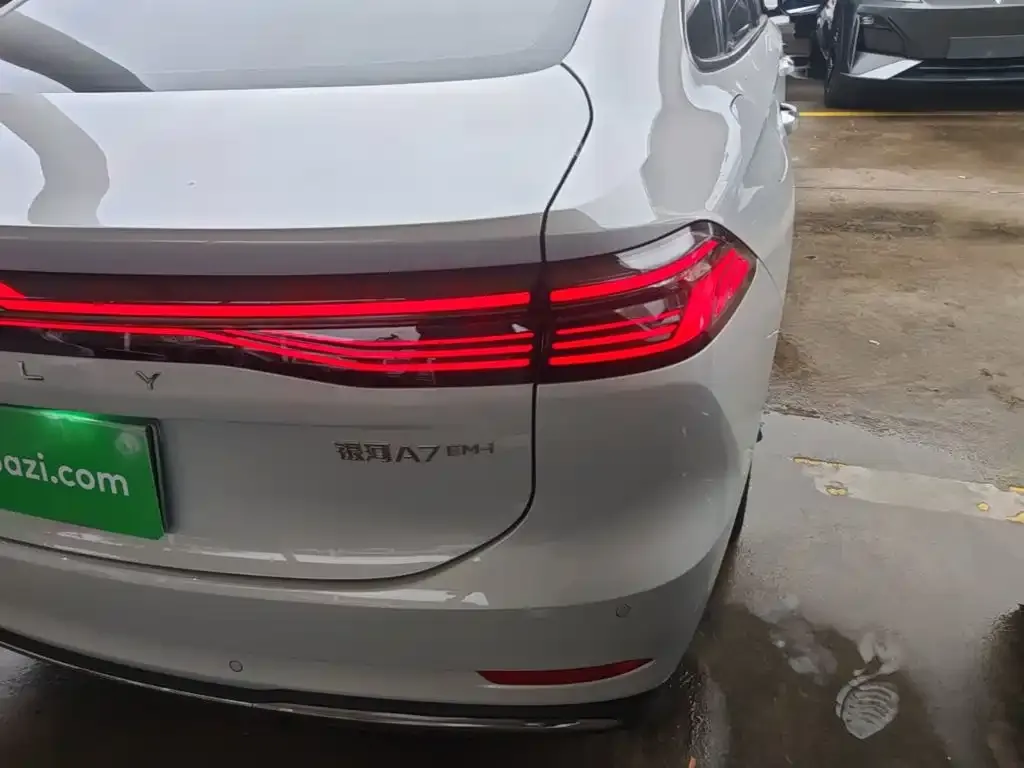 Geely Galaxy A7 EM — фото 9