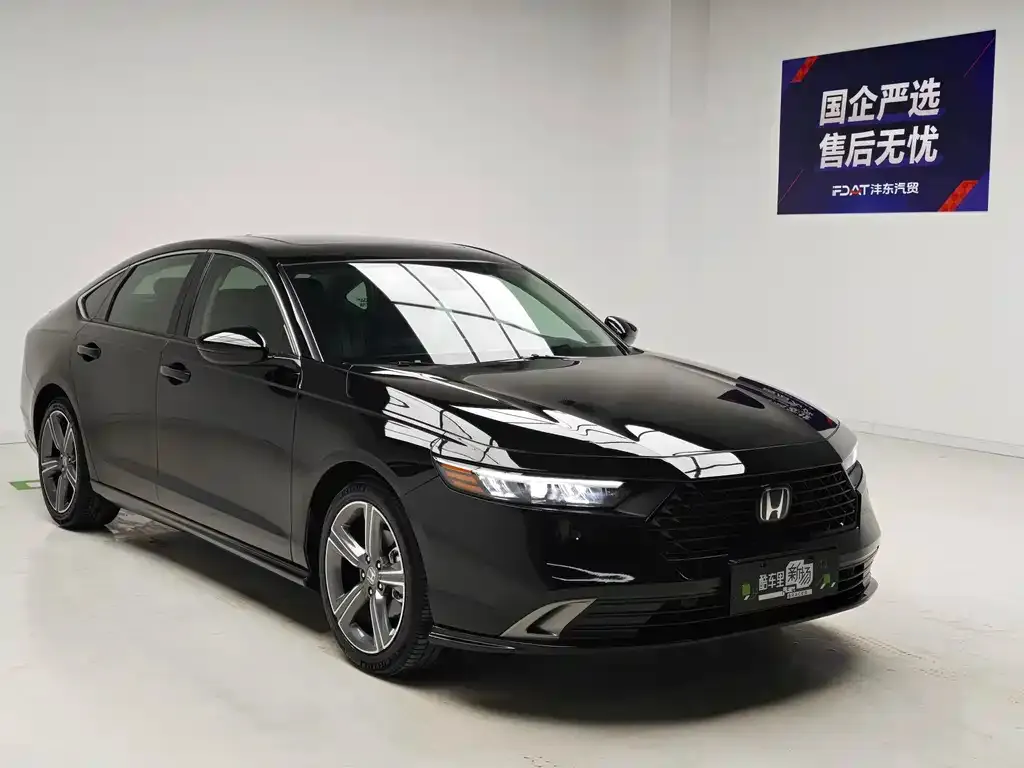 Honda Accord — фото 4