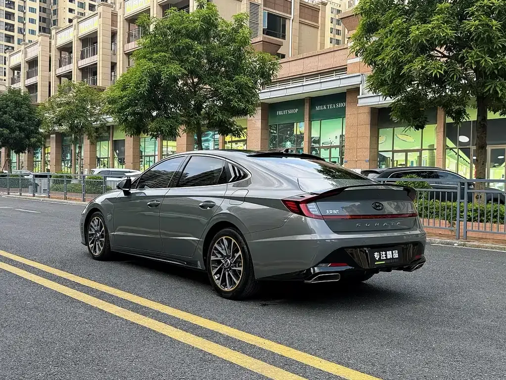 Hyundai Sonata — фото 9