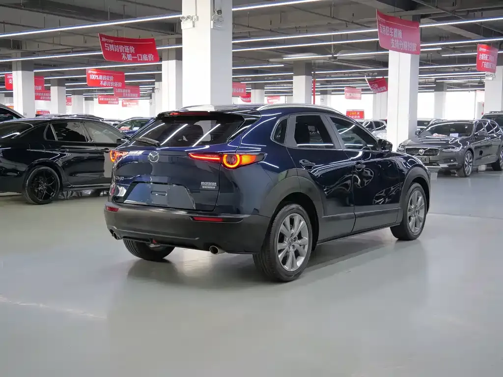 Mazda CX-30 — фото 10