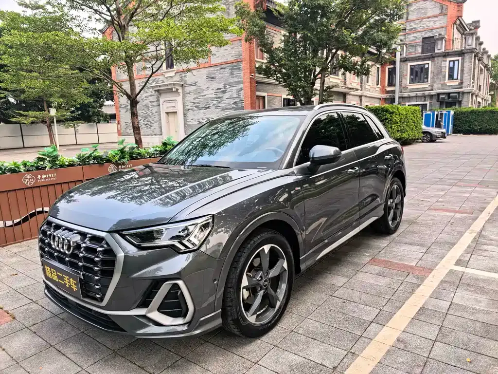 Audi Q3 — фото 8