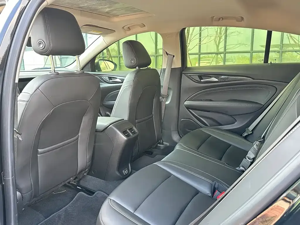 Buick Regal — фото 2