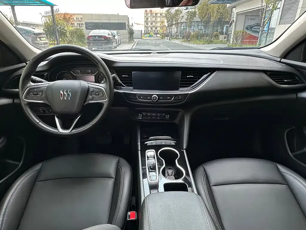 Buick Regal — фото 4