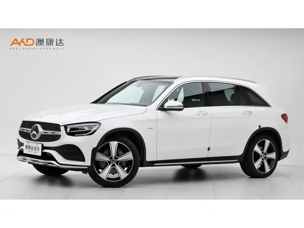 Mercedes-Benz GLC — фото 1