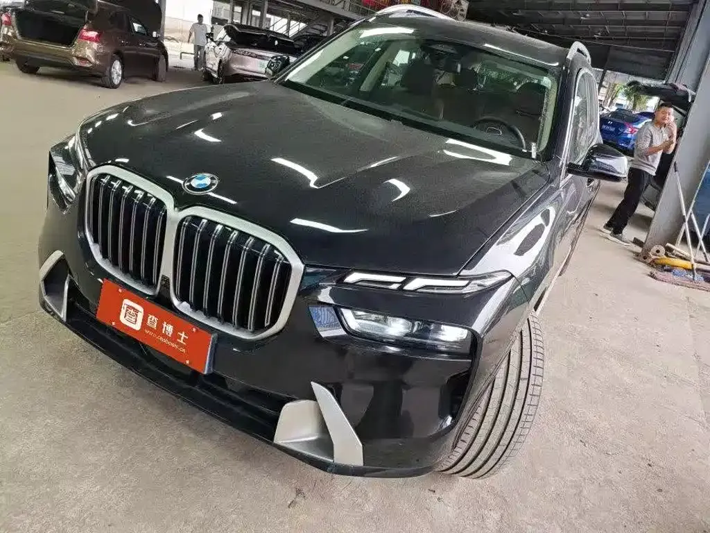 BMW X7 — фото 1