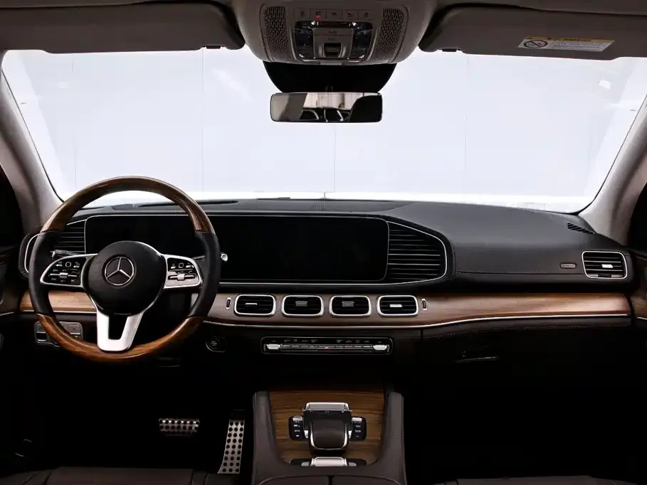 Mercedes-Benz GLS — фото 7