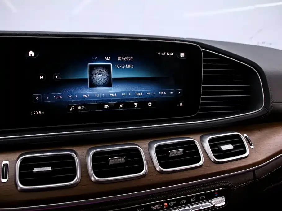 Mercedes-Benz GLS — фото 10