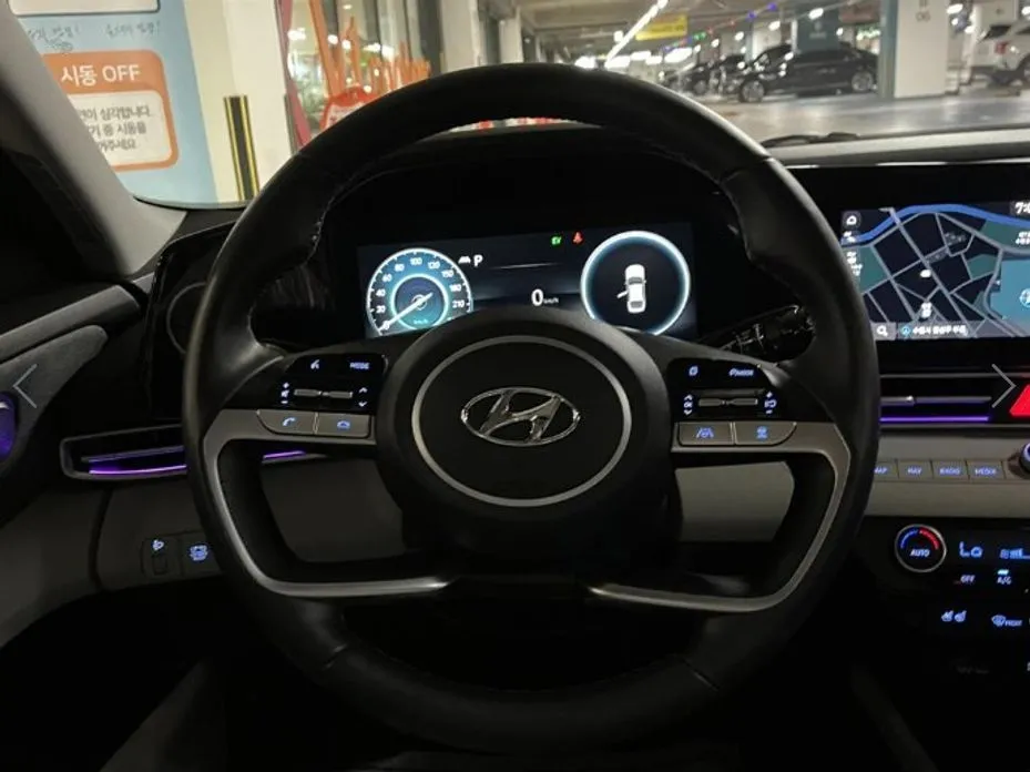 Hyundai AVANTE — фото 2