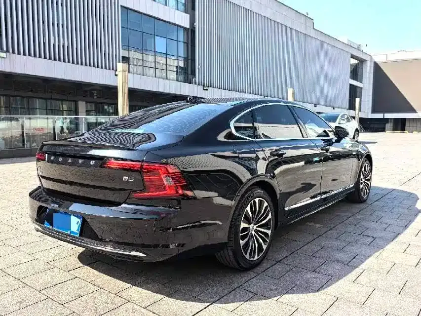Volvo S90 — фото 6