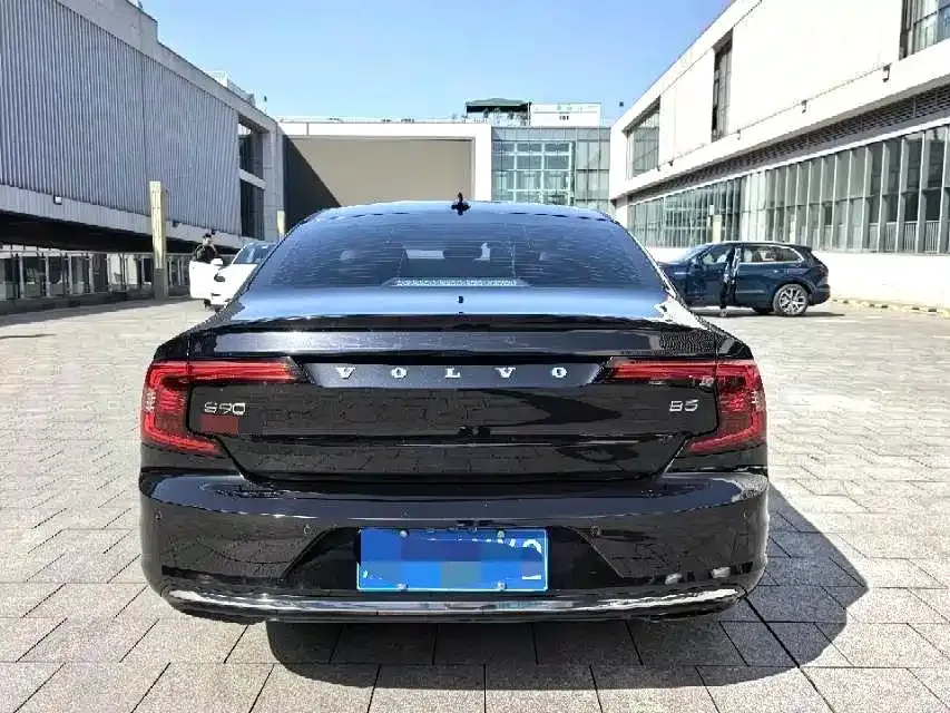 Volvo S90 — фото 2