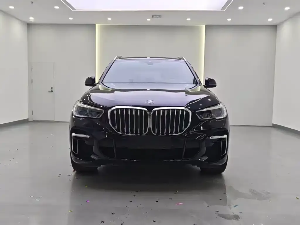 BMW X5 — фото 1